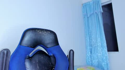 colin_fox1 online show from 04.09.26