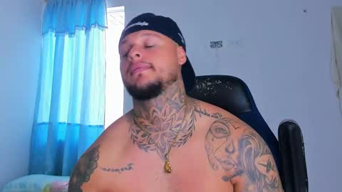 colin_fox1 online show from 04.13.26