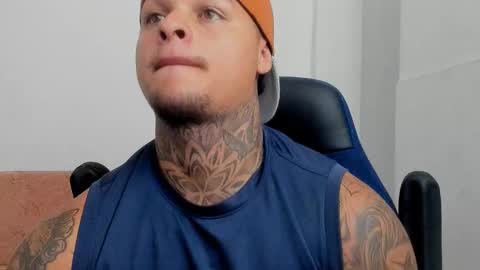 Snapshot of colin_prince2 chatting on 03.11.25 COLIN online show from 03.11.25