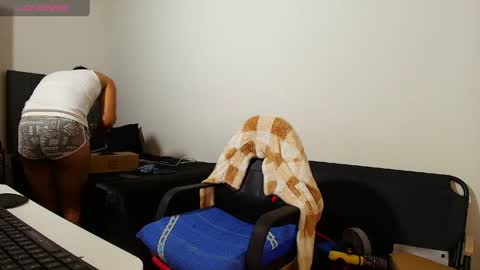 IG  online show from 04.18.26