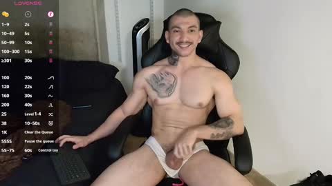 colombianmuscle8 online show from 02.16.25