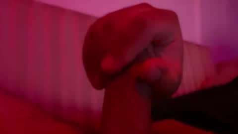 Snapshot of cometemipito chatting on 11.08.25 Chris online show from 11.08.25