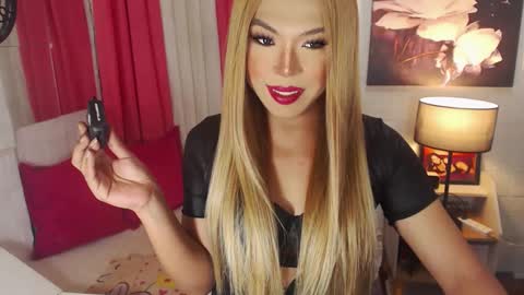 QUEEN SABRINA online show from 01.04.25