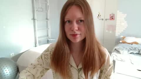 Snapshot of connie_daw chatting on 10.27.25 Connie Daw online show from 10.27.25