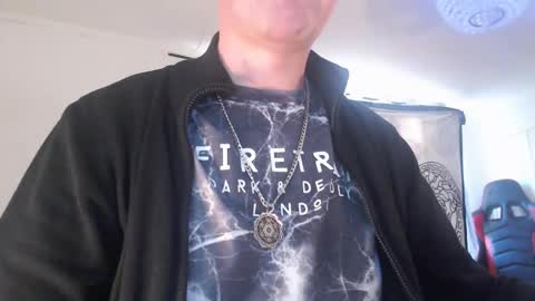 Snapshot of conradmac chatting on 11.17.25 conradmac online show from 11.17.25