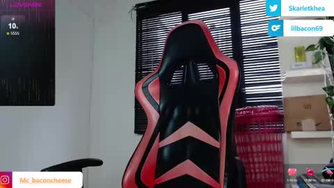 Snapshot of cookinbacon69 chatting on 03.12.25 Cookinbaconnaked69 its me online show from 03.12.25
