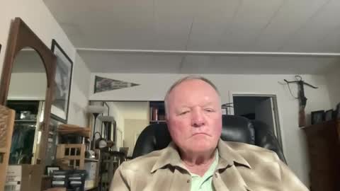 Snapshot of cookoosnest chatting on 02.15.26 cookoosnest online show from 02.15.26