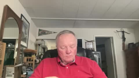 Snapshot of cookoosnest chatting on 02.19.26 cookoosnest online show from 02.19.26