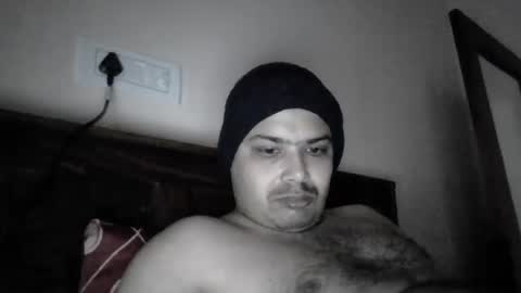 Cool Breeze09 online show from 01.26.25