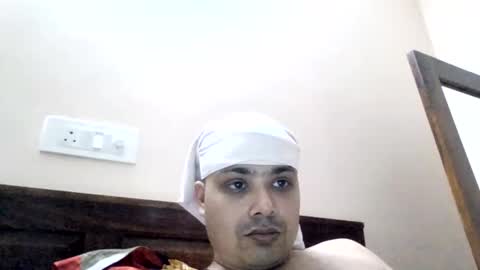 Cool Breeze09 online show from 04.16.26