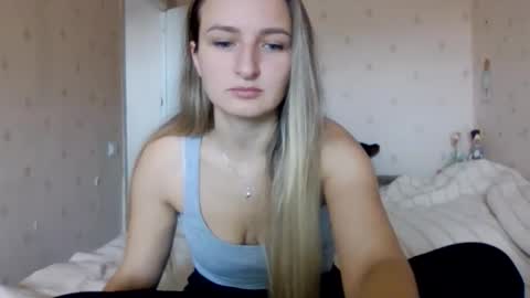 cora_fora online show from 10.22.25