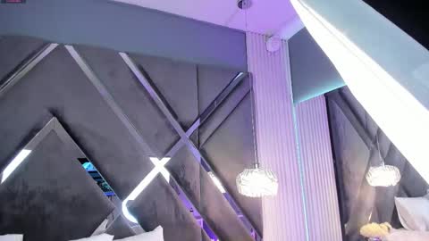 Coral online show from 10.25.25