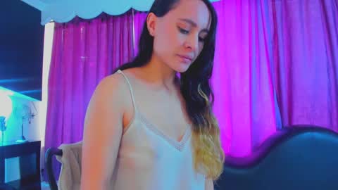 Coral  online show from 03.11.25