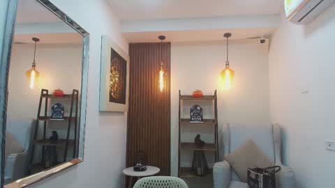 Coral online show from 10.23.25