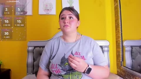 Snapshot of coraline_fox2 chatting on 09.25.25 coraline online show from 09.25.25