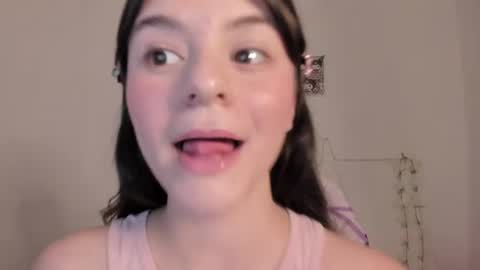 Coraline uwu     Bienvenidos al dulce mundo de Coraline    Hola amores soy Coraline  Una chica  tierna juguetona online show from 07.28.26