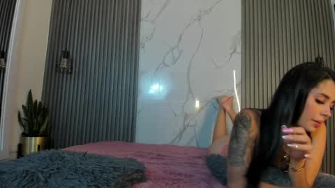 C O R A L  C A L I O P E   online show from 03.08.25