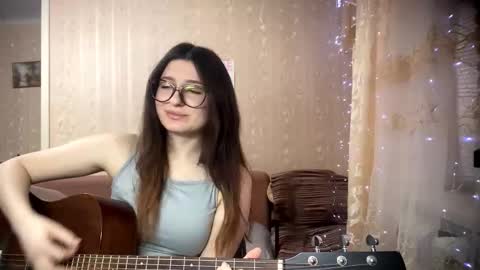 Elisheva online show from 02.05.26