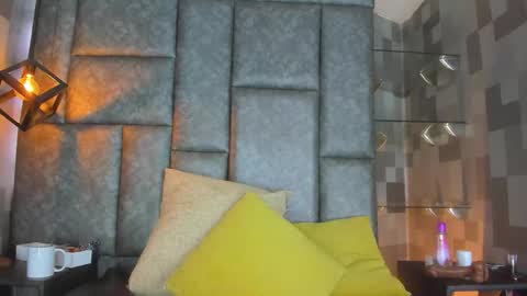 Cori  online show from 10.04.25