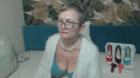 Snapshot of corssika chatting on 02.13.26 corssika online show from 02.13.26