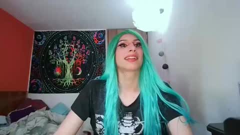 Snapshot of cosmic_crystal chatting on 02.10.25 cosmic_crystal online show from 02.10.25