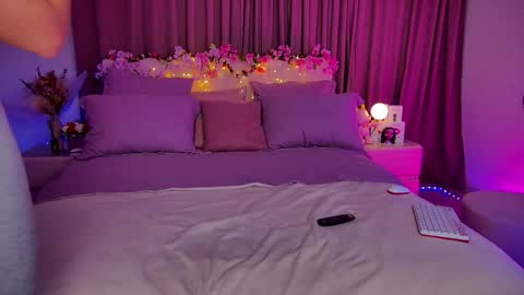 Sia online show from 01.29.25