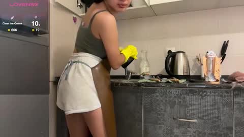 Lina online show from 12.05.25