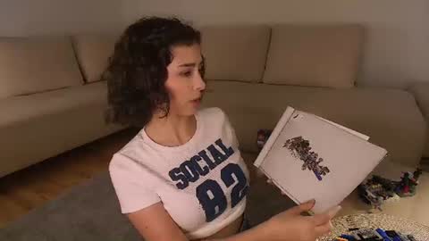 Snapshot of cosmos_baby chatting on 07.04.26 Luna online show from 07.04.26
