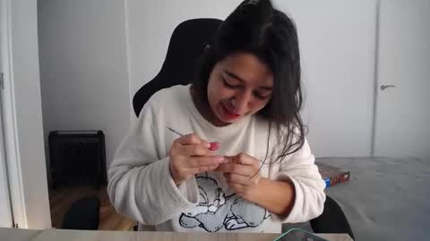 costantine helena24 online show from 11.28.25