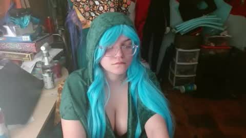 Snapshot of costumedmaiden chatting on 01.15.26 CostumedMaiden online show from 01.15.26