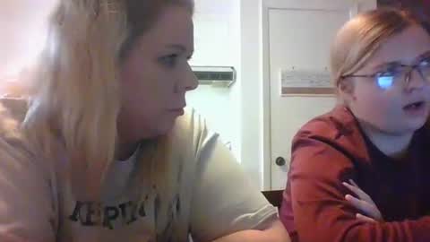 Snapshot of countryb57444 chatting on 12.10.24 countryb57444 online show from 12.10.24