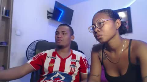 couple_hot0240129 online show from 12.05.25