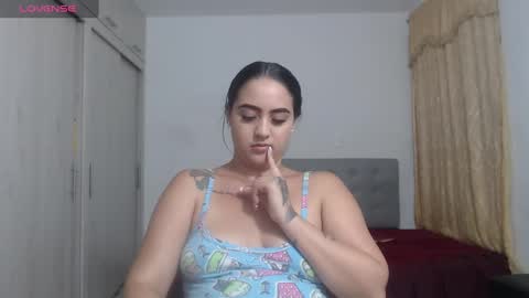 Snapshot of couple_sexandlove chatting on 10.07.25 ALEJANDRO Y EMILY online show from 10.07.25