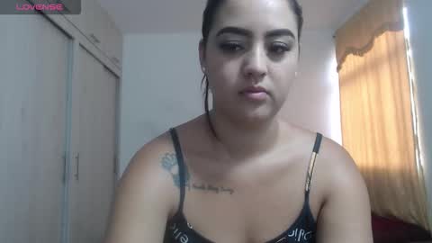 Snapshot of couple_sexandlove chatting on 10.10.25 ALEJANDRO Y EMILY online show from 10.10.25