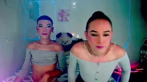 Snapshot of couple_sweet1016 chatting on 10.29.25 ALEXA KIM online show from 10.29.25