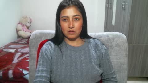 couplecaliente10 online show from 12.18.25