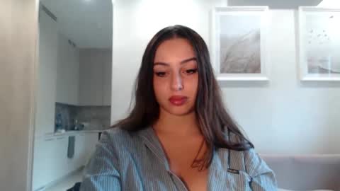 Snapshot of courtney_lux chatting on 09.23.25 Courtney online show from 09.23.25