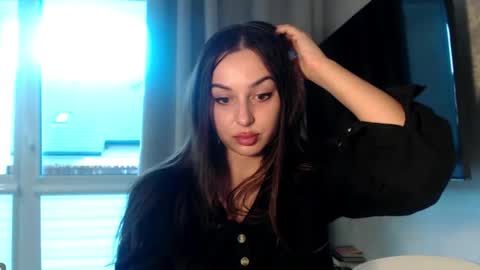Snapshot of courtney_lux chatting on 10.07.25 Courtney online show from 10.07.25