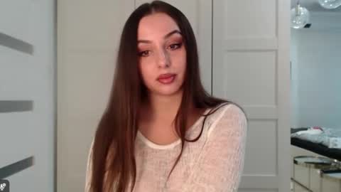 Snapshot of courtney_lux chatting on 10.23.25 Courtney online show from 10.23.25