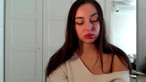 Snapshot of courtney_lux chatting on 11.07.25 Courtney online show from 11.07.25