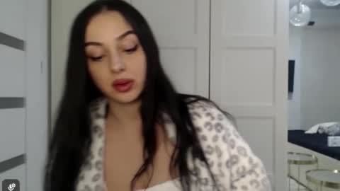 Courtney online show from 02.11.26