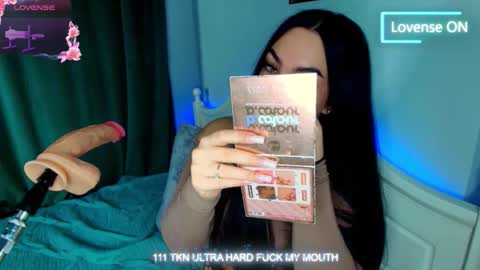 Eva online show from 12.21.25