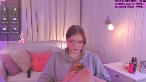 Snapshot of crazy__wine chatting on 01.17.26 Sonya online show from 01.17.26