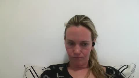 Anny online show from 12.30.24