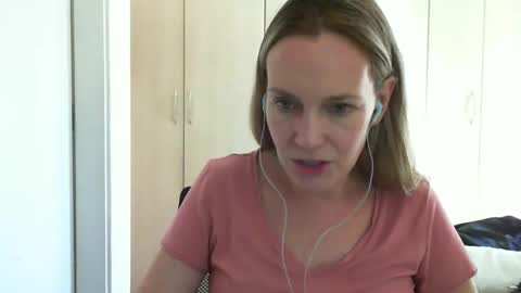 Anny online show from 03.05.25