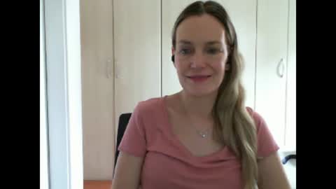 Anny online show from 03.10.25