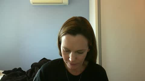 Anny online show from 09.08.25