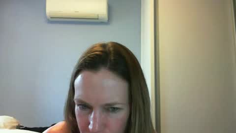 Anny online show from 09.21.25