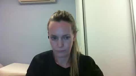 Anny online show from 10.08.25