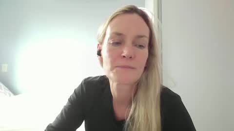 Anny online show from 02.11.26